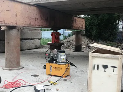 مضخة هيدروليكية تعمل بالكهرباء قابلة للحمل