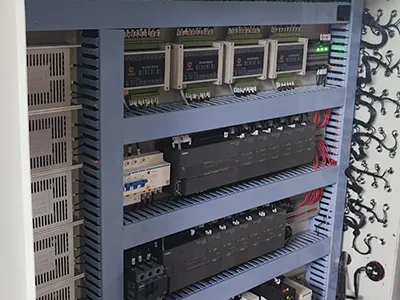 نظام رفع هيدروليكي متزامن