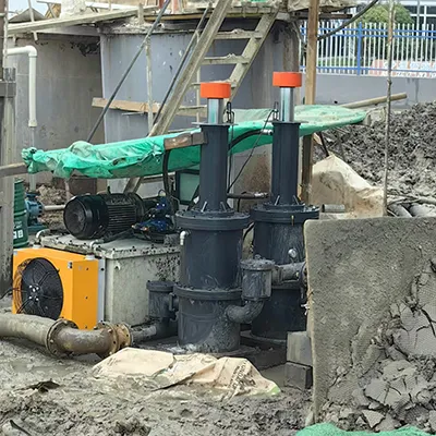 مضخة مكبسية رأسية (لمعالجة الرواسب الطينية سهلة التجفيف)